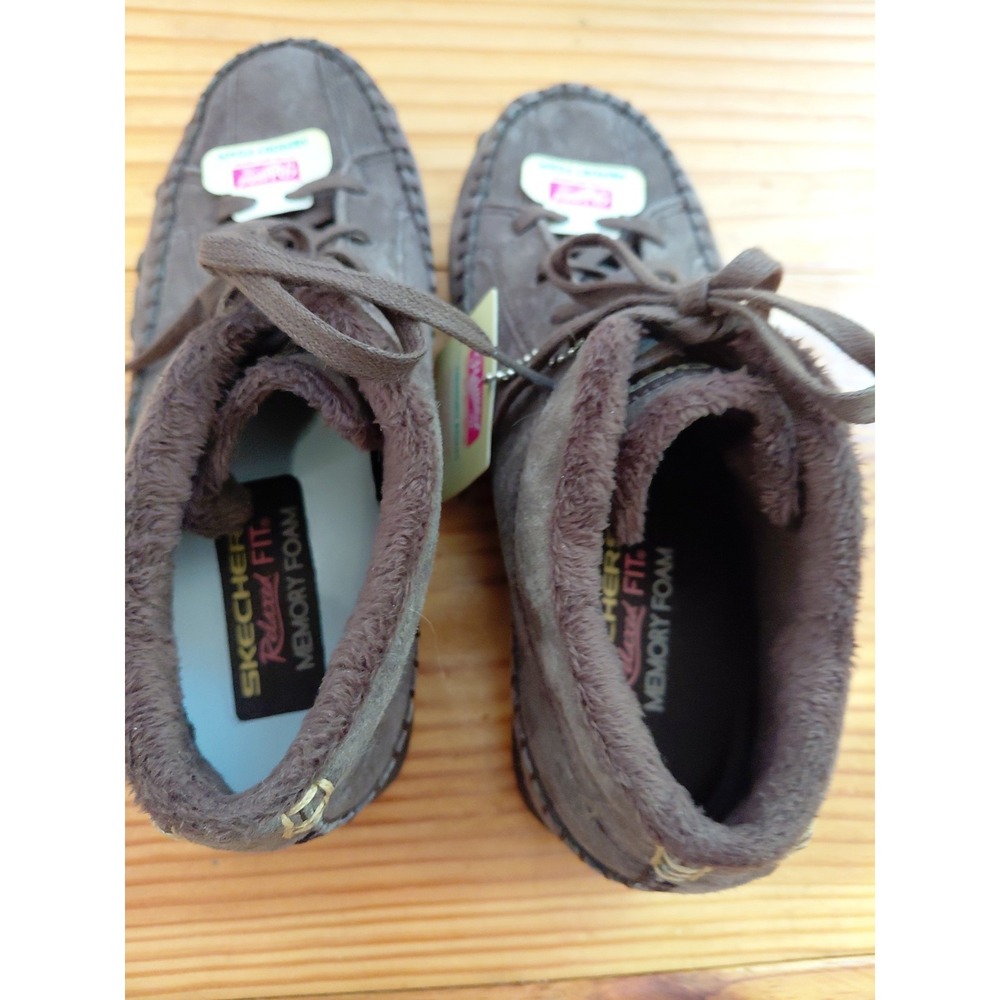 Skechers Totem Pole Womens Sz 6 choc Suede Memory Foam Moccasin Boots 49013 NEW - Picture 5 of 8